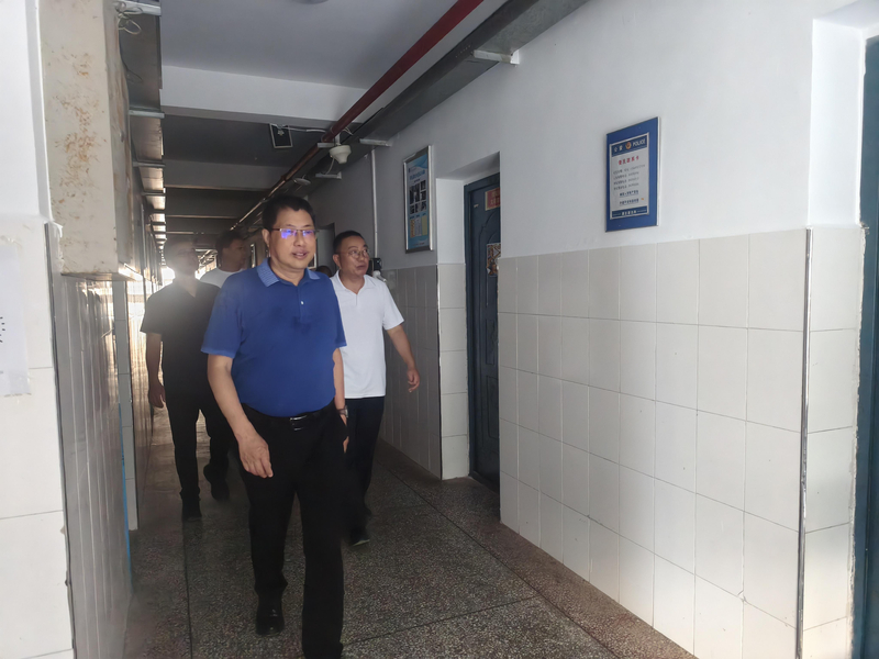 1757405564396022138.jpg 4c545ef002f759e7d6c6ebcedc49d10.jpg