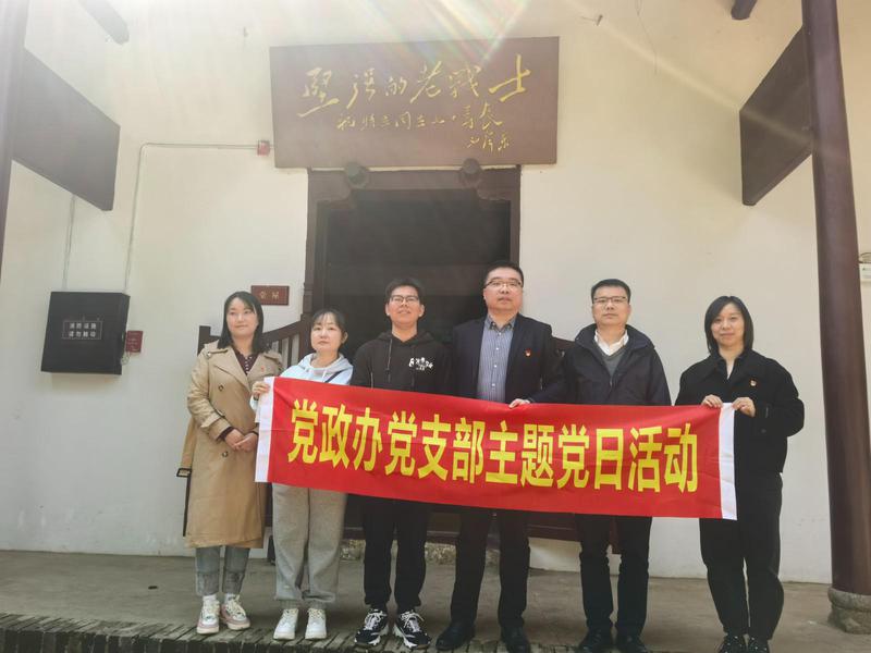 1743062636787057379.jpg 1743062623517060496_s.jpg