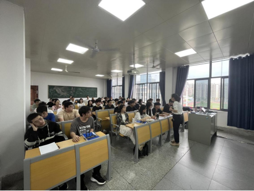 1748317606642044816.png image.png