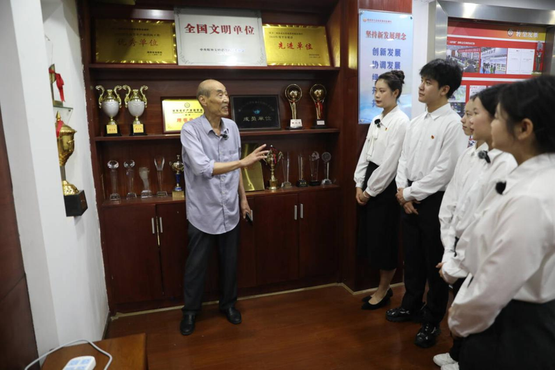 1749024160298065843.png 图片5.png