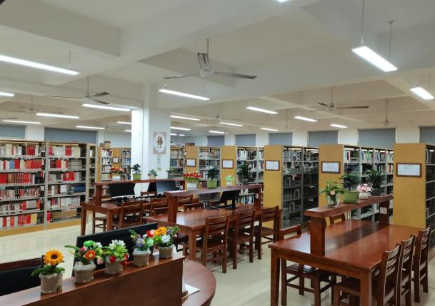 1735183332680045694.png 图片18三楼305室电脑.png