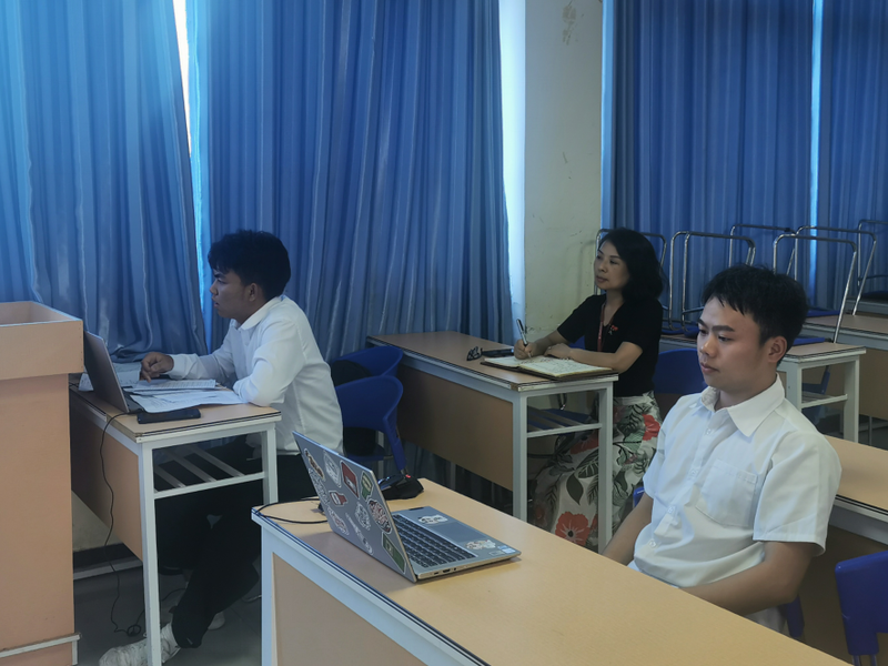 1661138425259000959.png 校领导陪你云面试 图片1.png