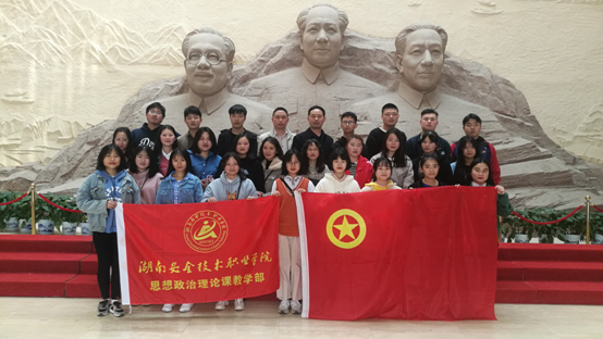 1552979968930010217.png image.png